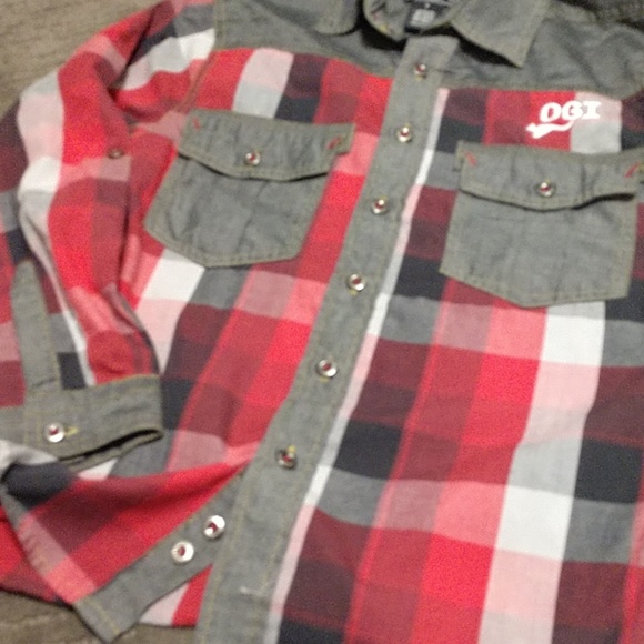 5 For 25.00/Boy's Coogi plaid shirt sz.8, NWOT - Picture 7 of 7